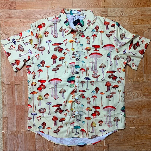 ChArmkpR Other - ChArmkpR Men XL 48" Mushroom Short Sleeve Button Shirt Polyester Camp/Hawaiian